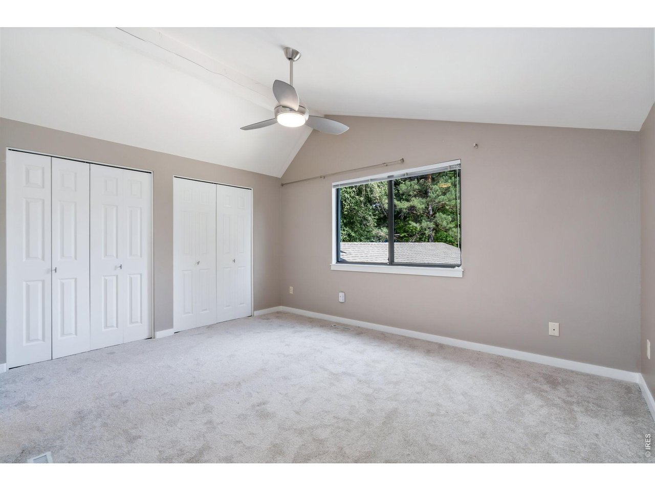 706 Sandpiper Pt