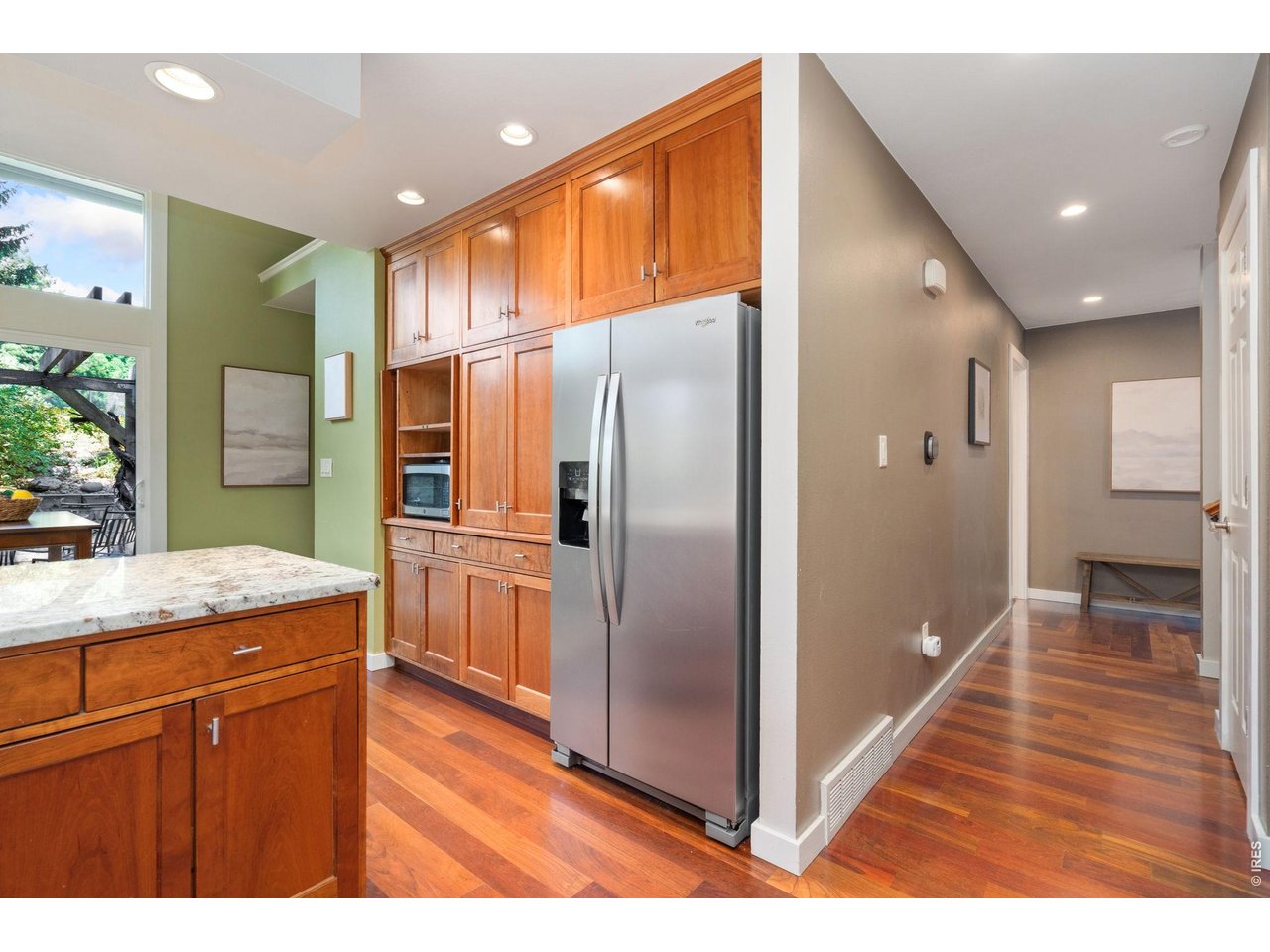 706 Sandpiper Pt