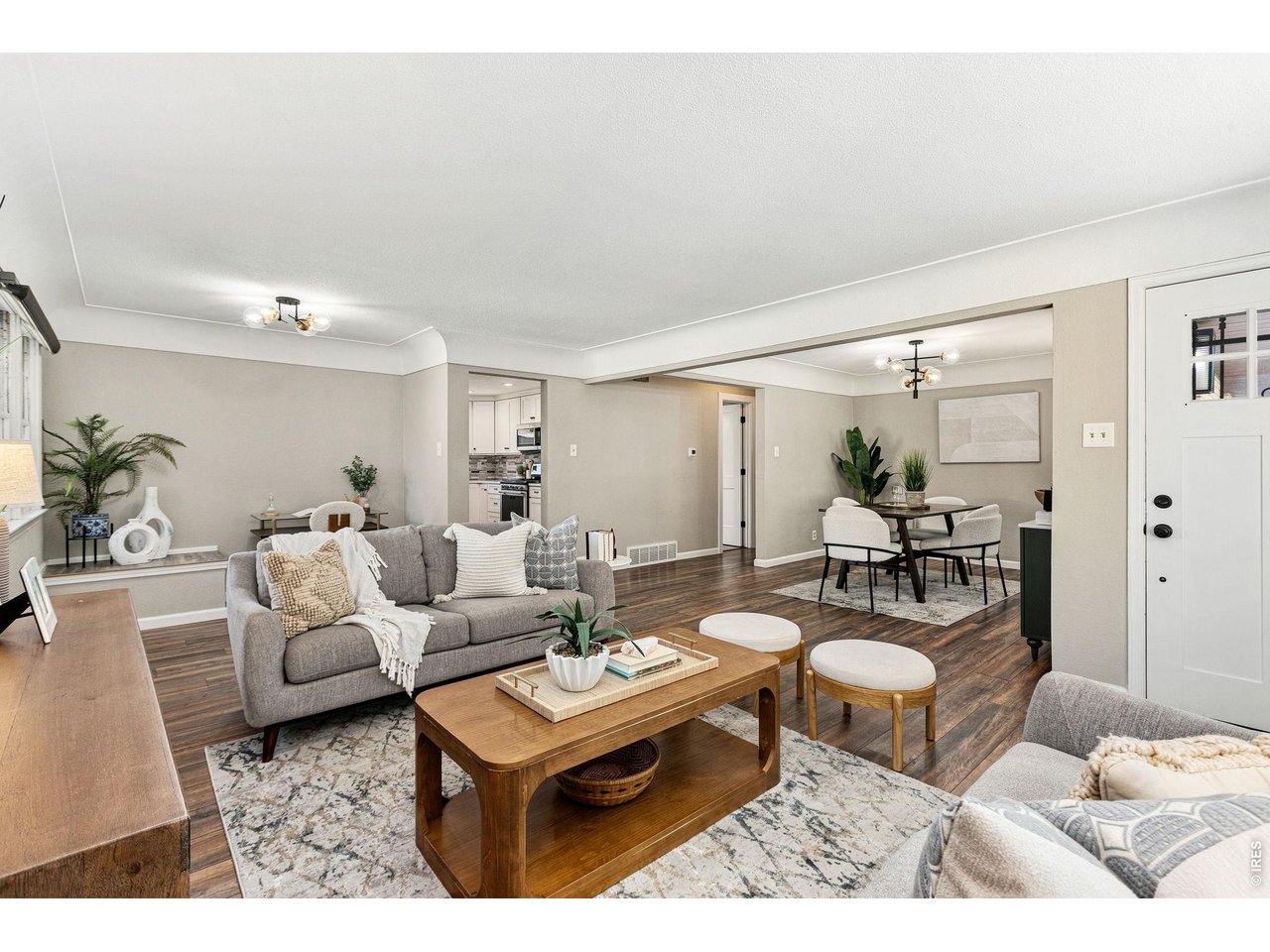 822 Walnut St