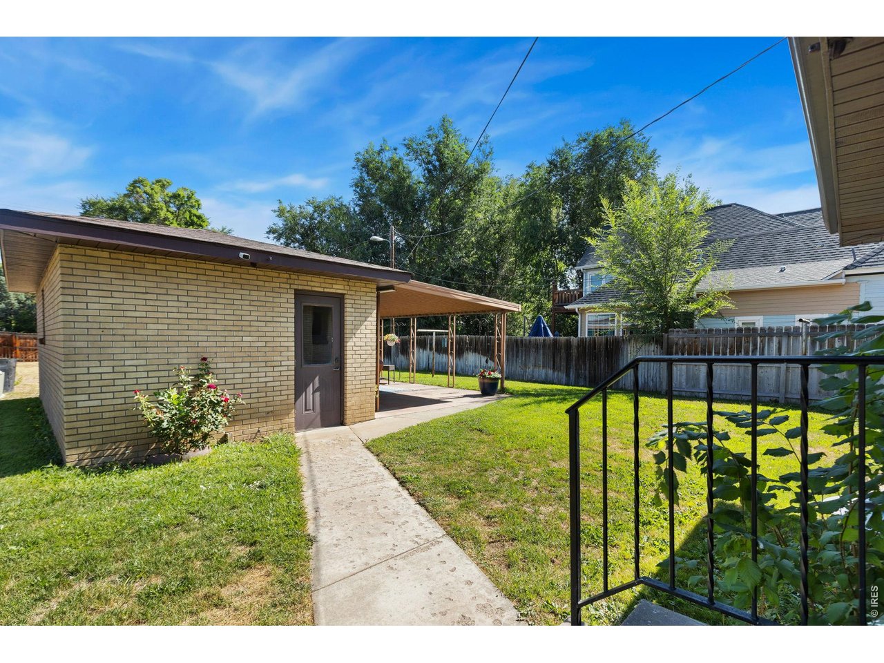 822 Walnut St