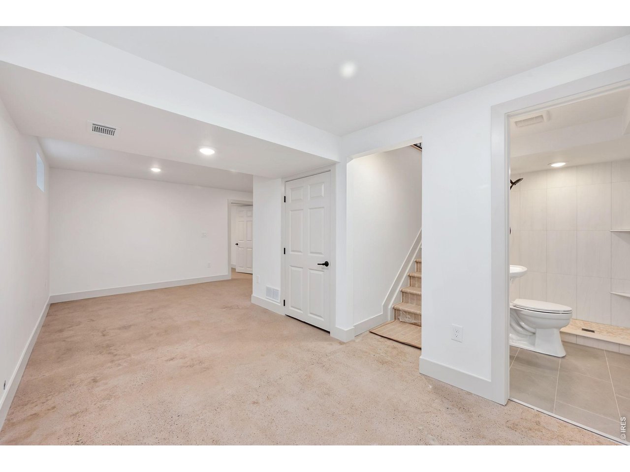 4100 Mount Vernon Ct