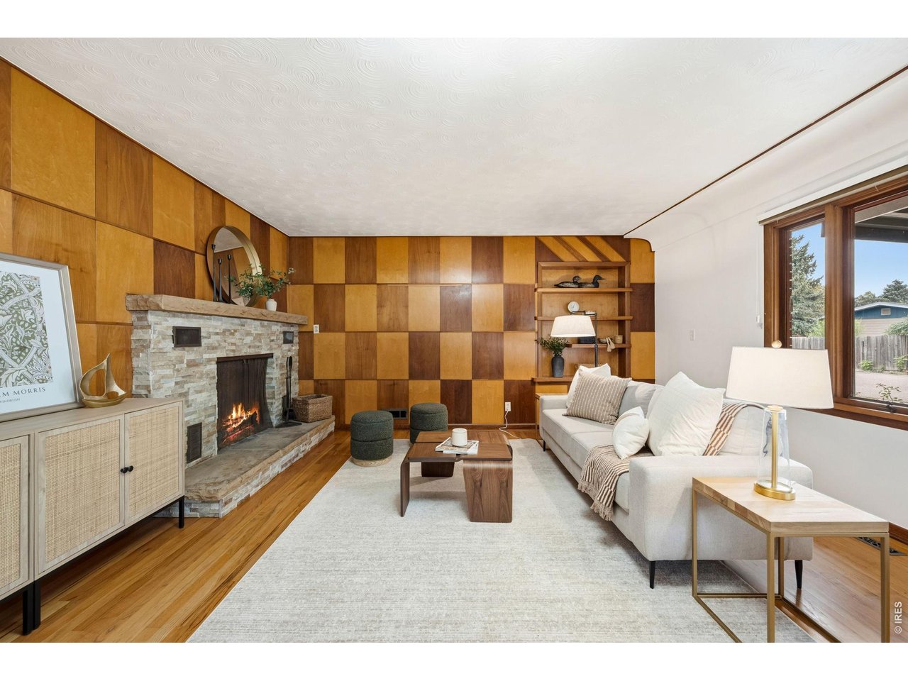 1309 Loch Mount Dr