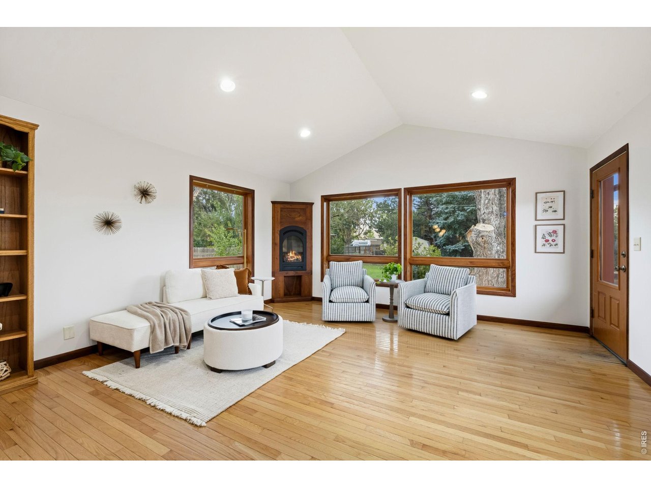 1309 Loch Mount Dr