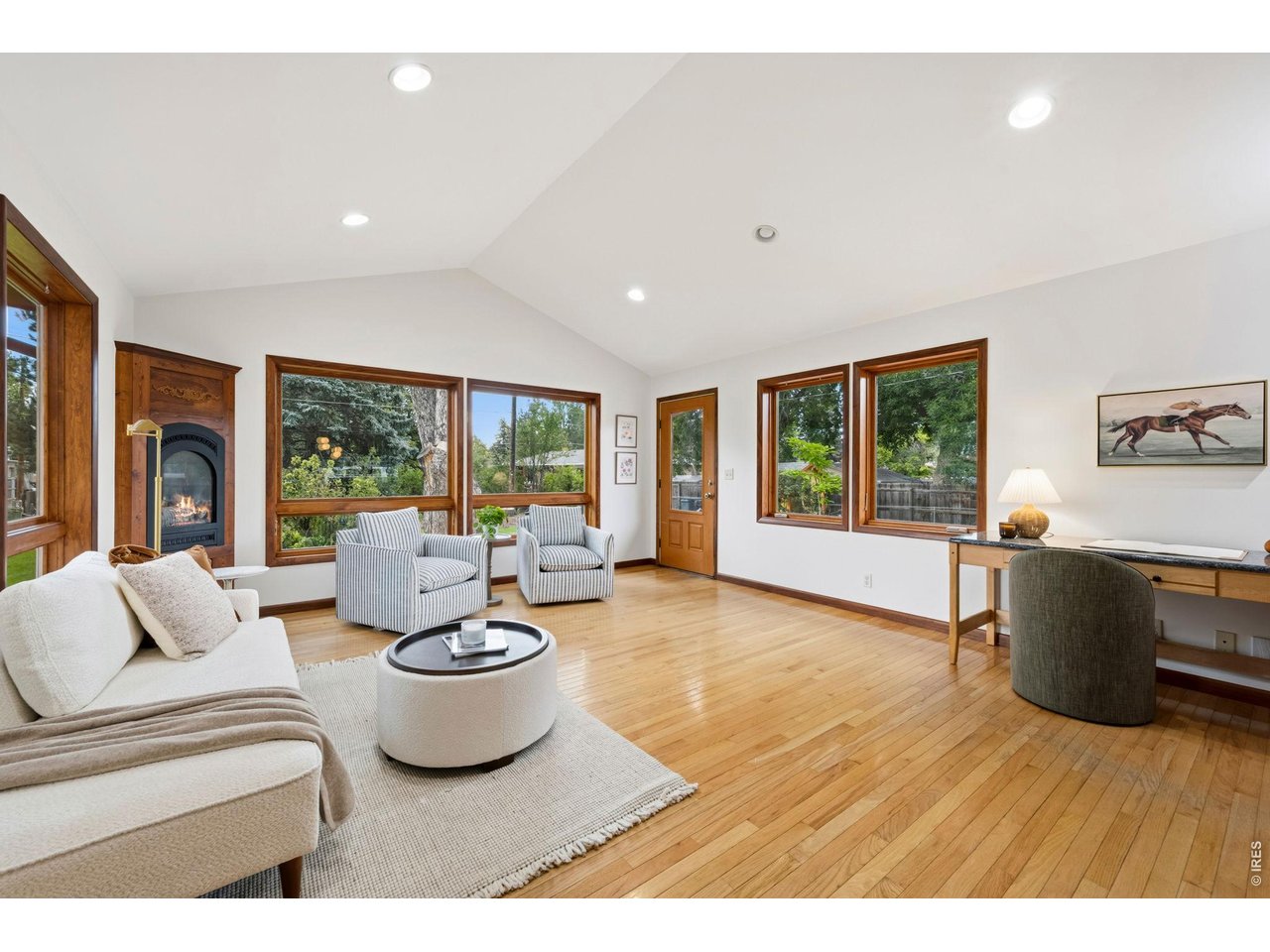 1309 Loch Mount Dr