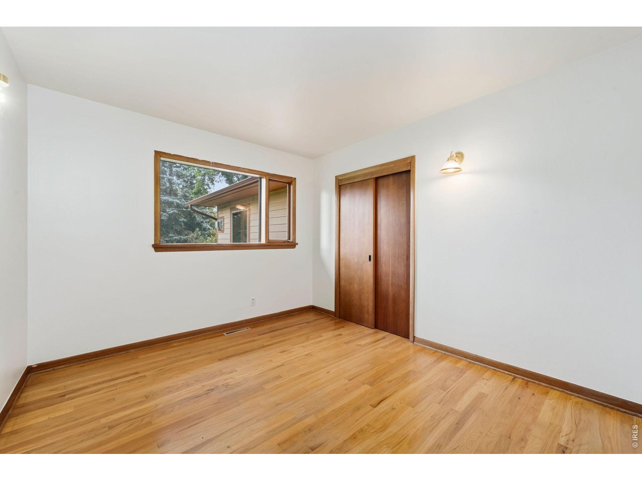 1309 Loch Mount Dr