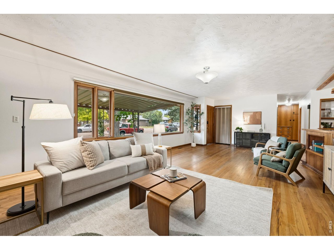 1309 Loch Mount Dr