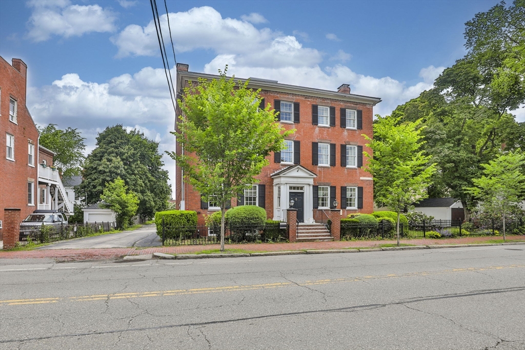 124 High Street # 3