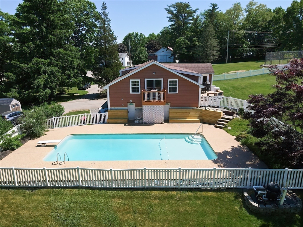 127 Haverhill Rd