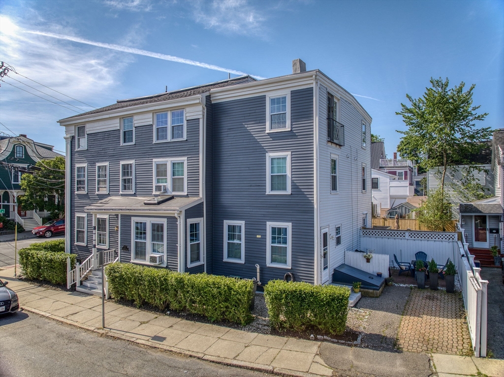 77 Pleasant St # 6
