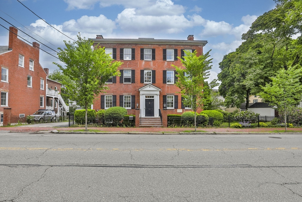 124 High Street # 4