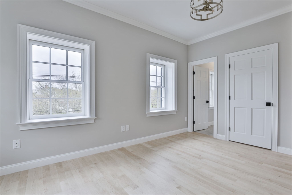 124 High Street # 4