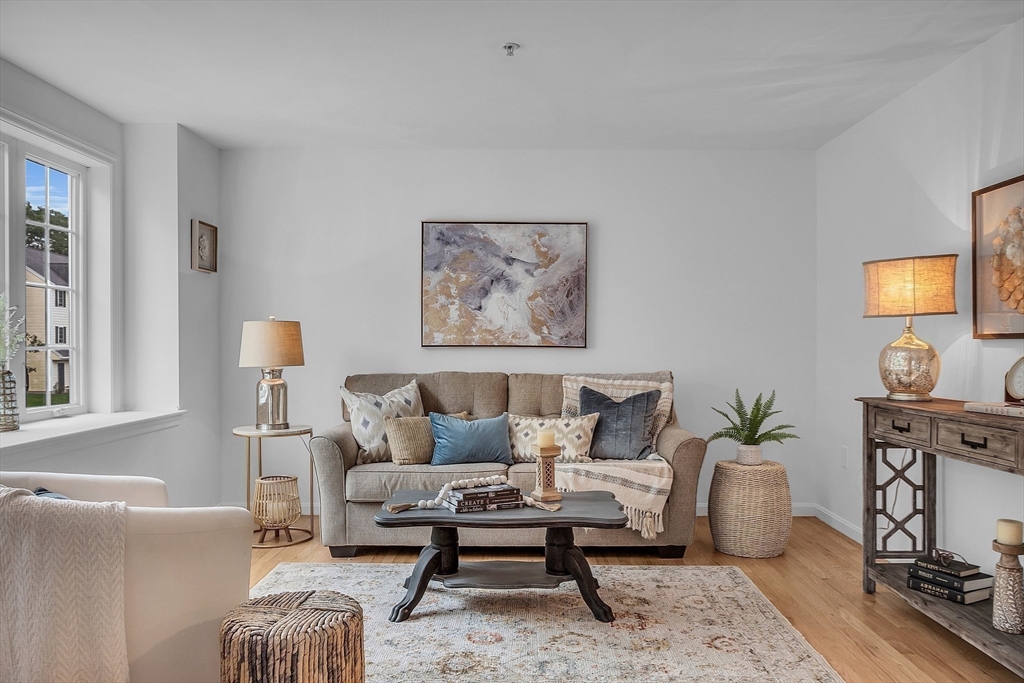 3 Sandpiper Way # 3A