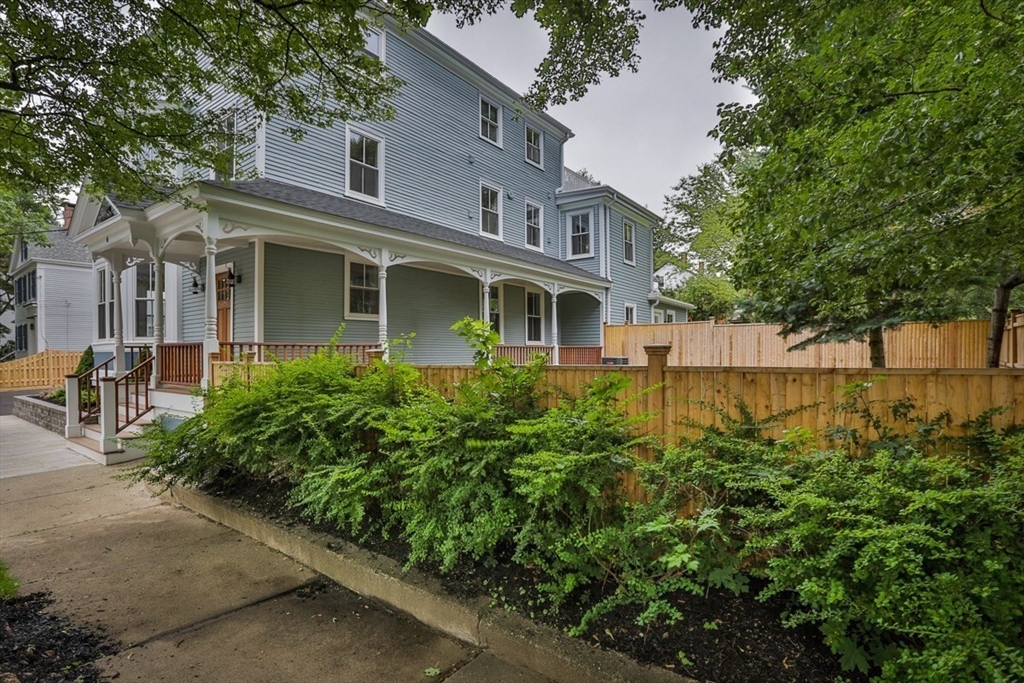 6 Allen St # C