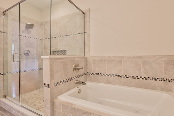6 Allen Street # B