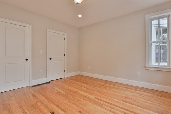 6 Allen Street # B
