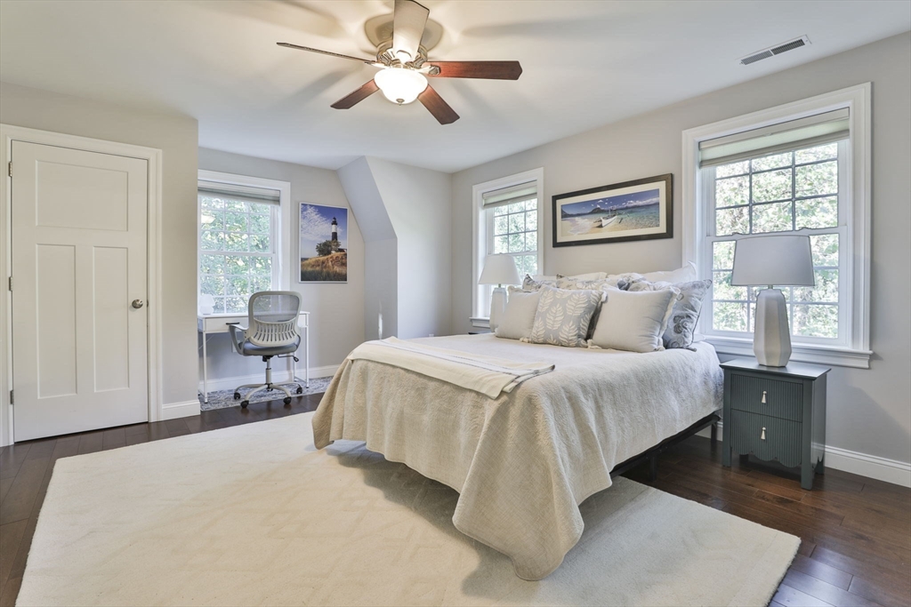 4 Spring Hill Rd