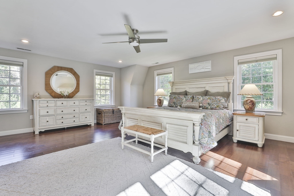 4 Spring Hill Rd