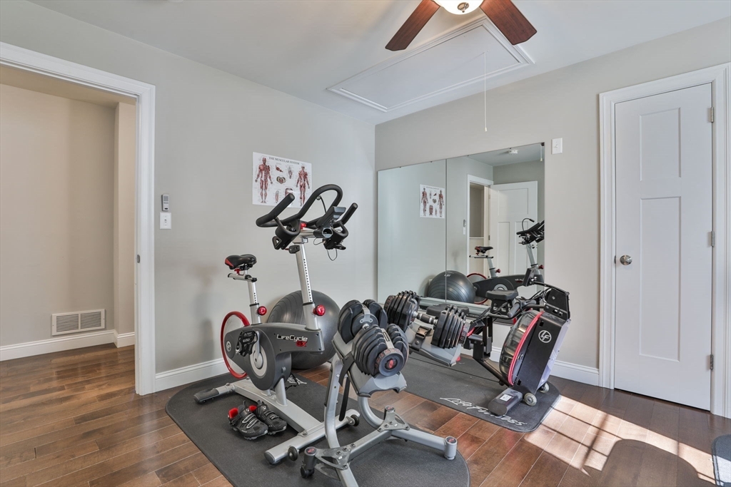 4 Spring Hill Rd