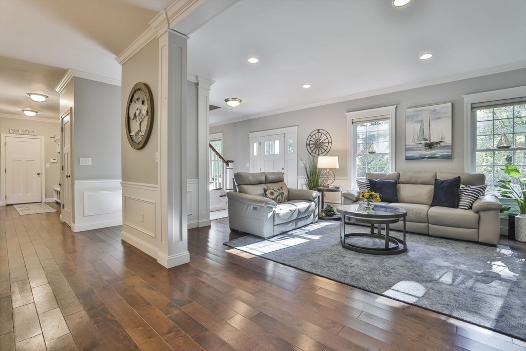 4 Spring Hill Rd