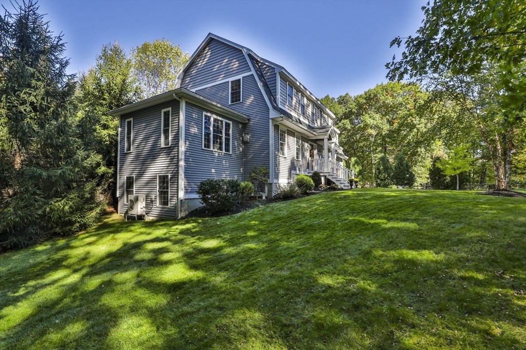 4 Spring Hill Rd