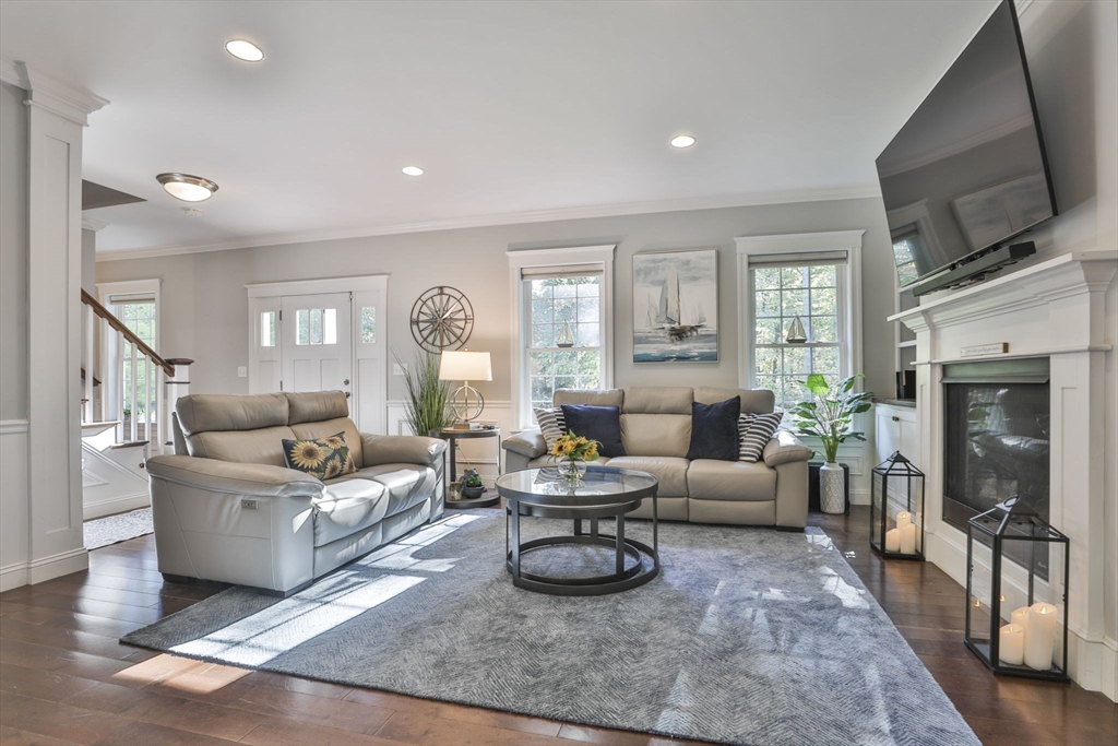 4 Spring Hill Rd