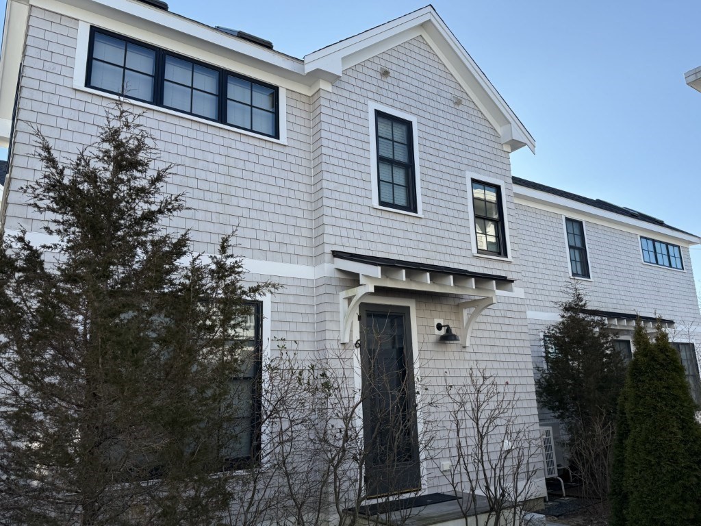 350 Bradford St # 6