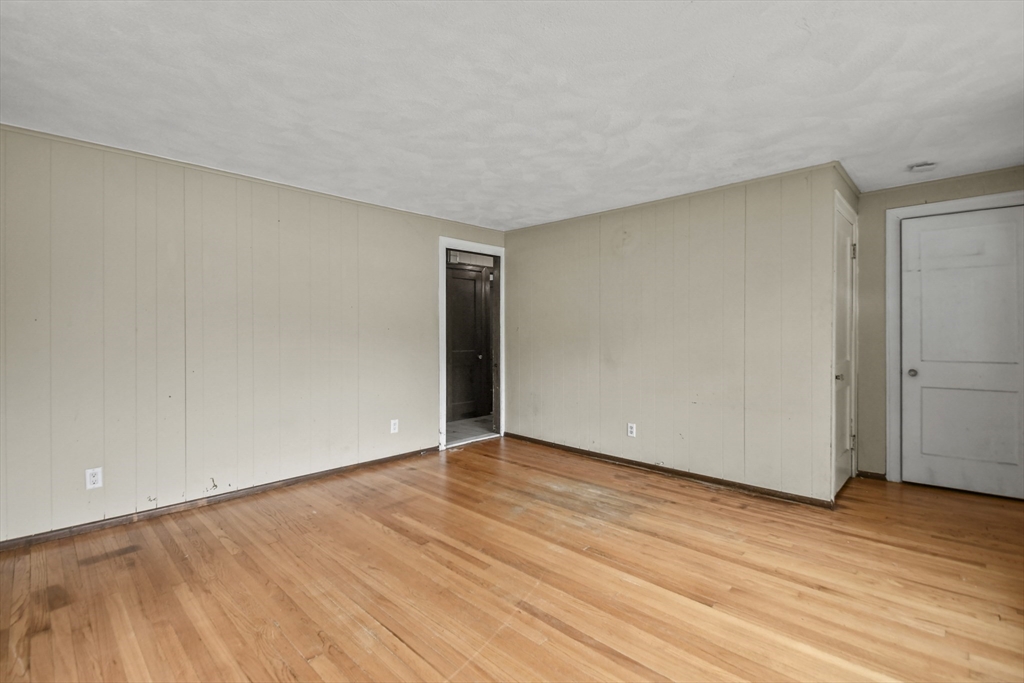 119 Russell St