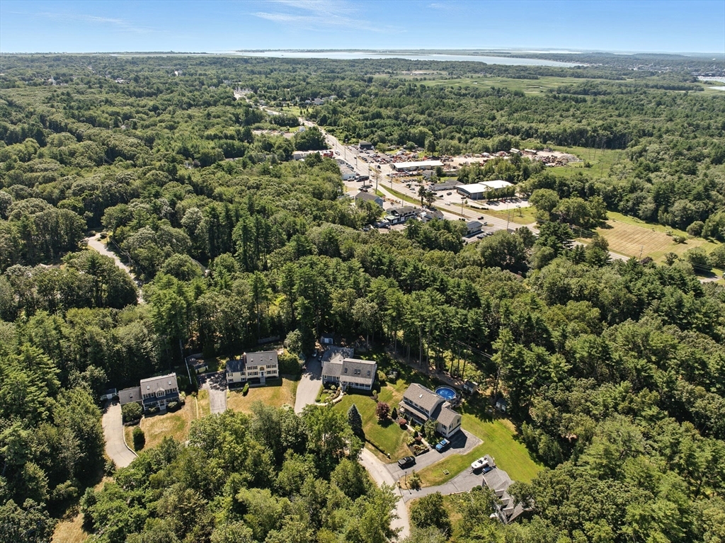 7 Palis Dr