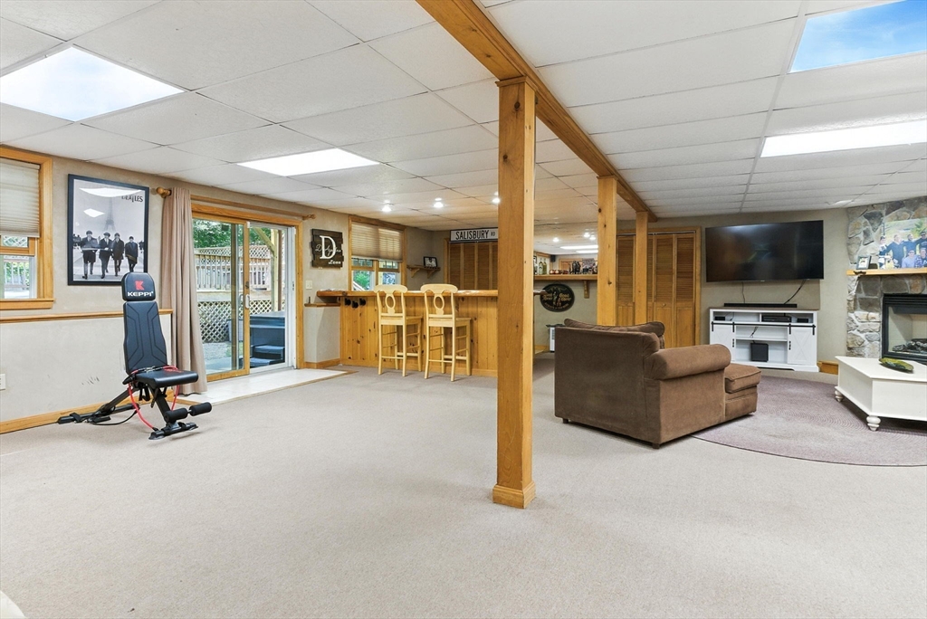 7 Palis Dr