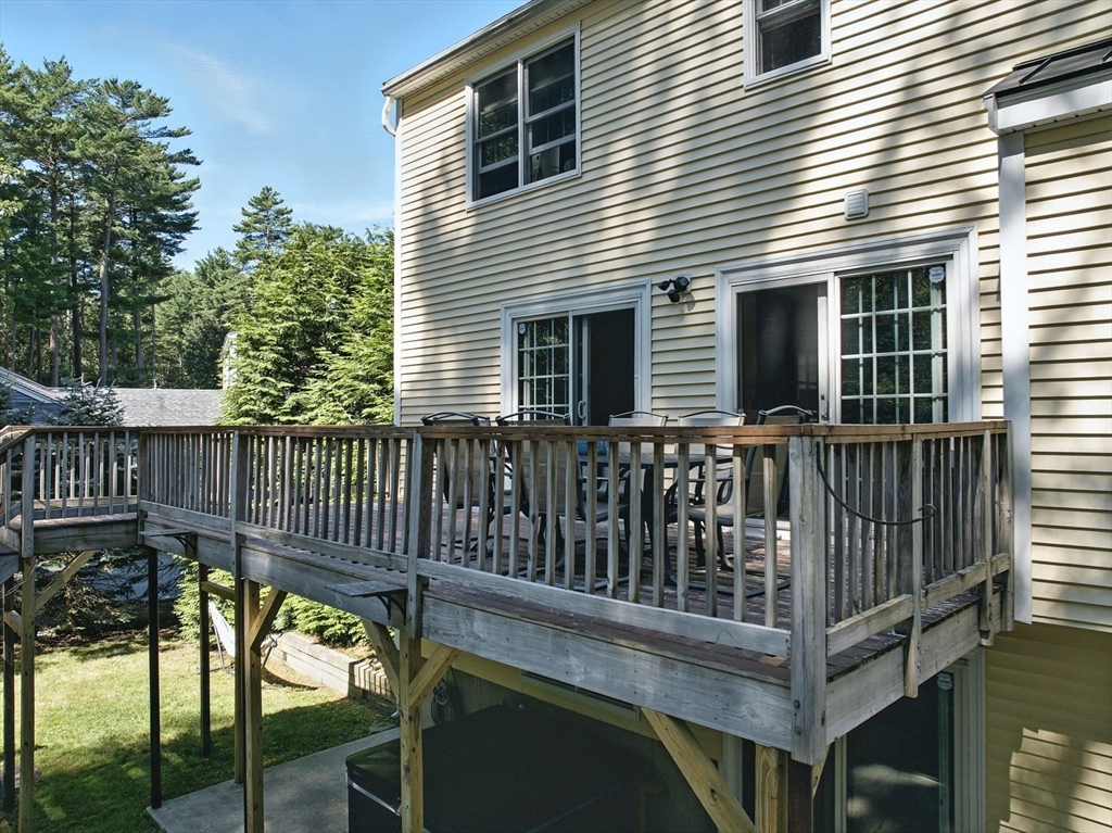 7 Palis Dr