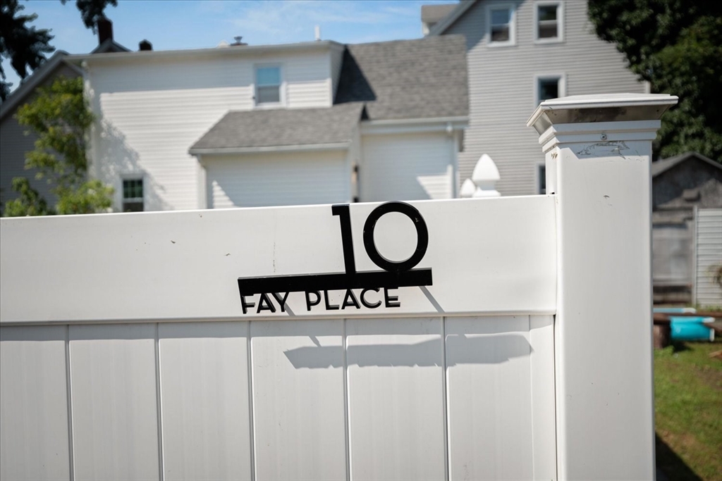 10 Fay Pl