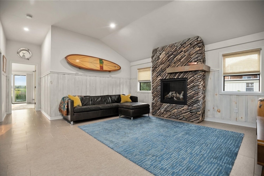 349 Northern Blvd