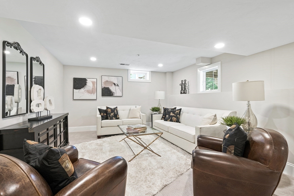 5 Granville Lane # 5