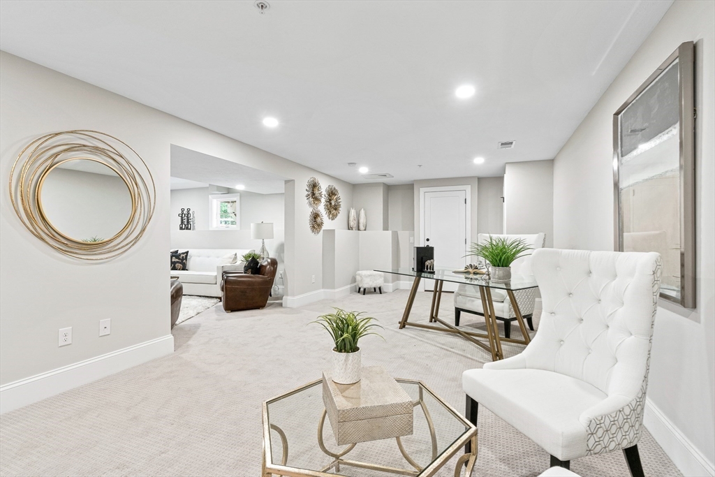 5 Granville Lane # 5