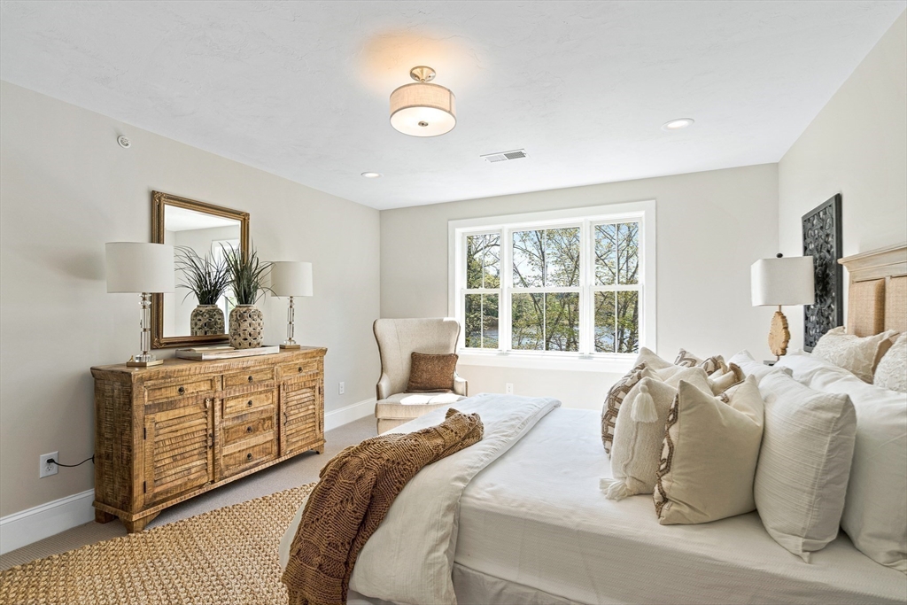 5 Granville Lane # 5