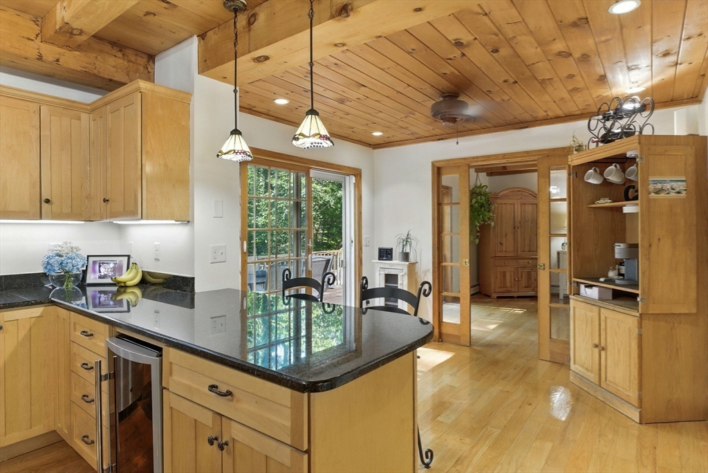7 Palis Dr