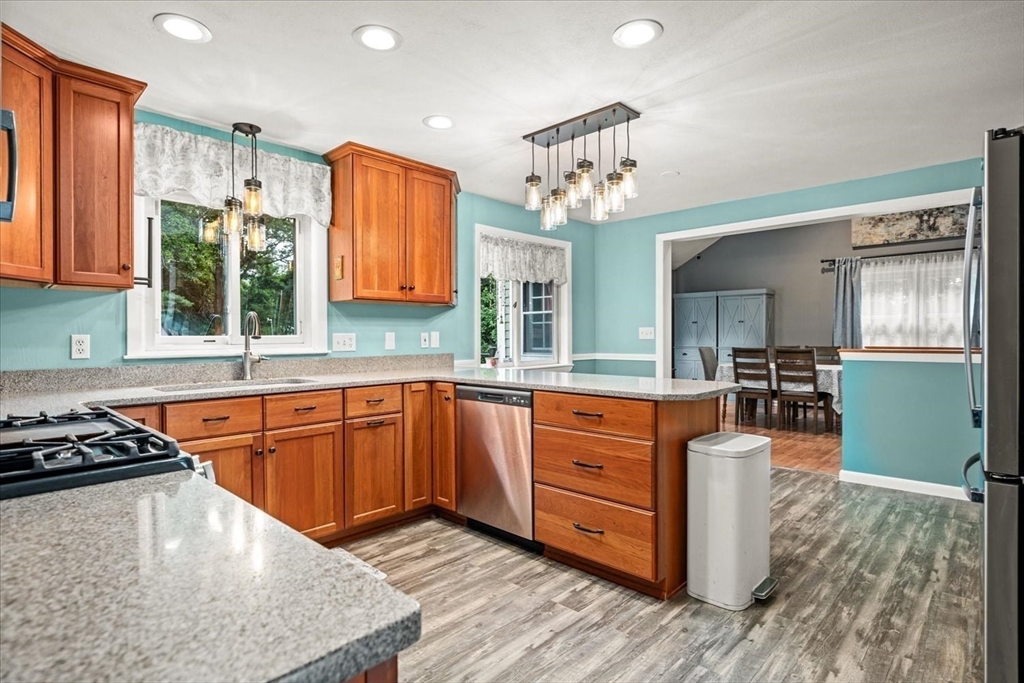 3 Cottage Ln