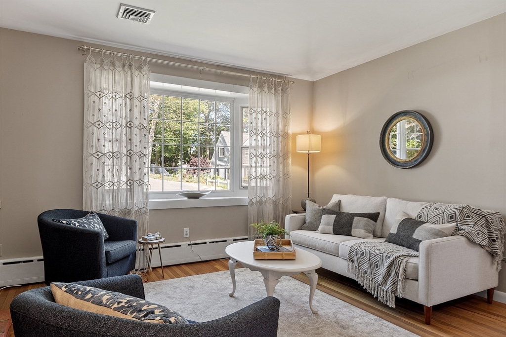 12 Seagull St