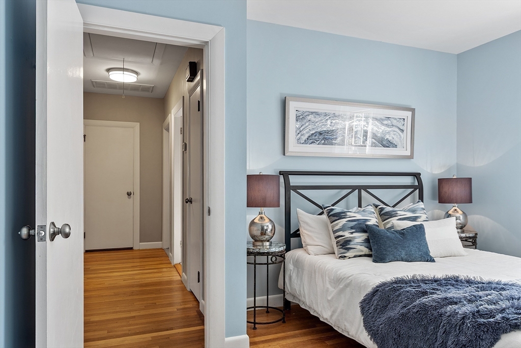 12 Seagull St