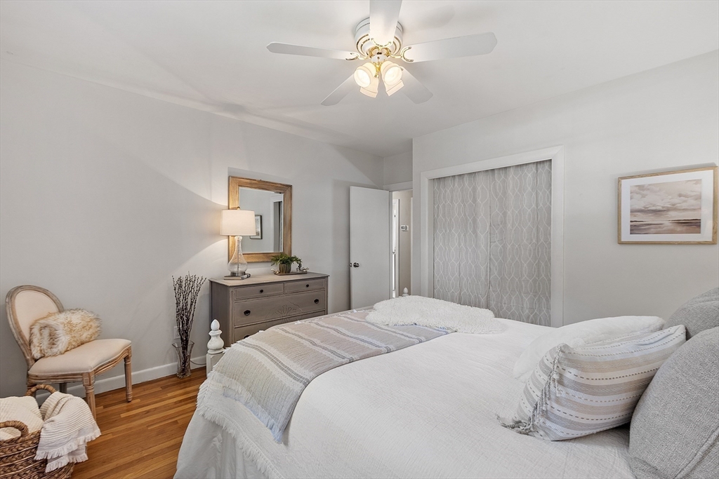 12 Seagull St