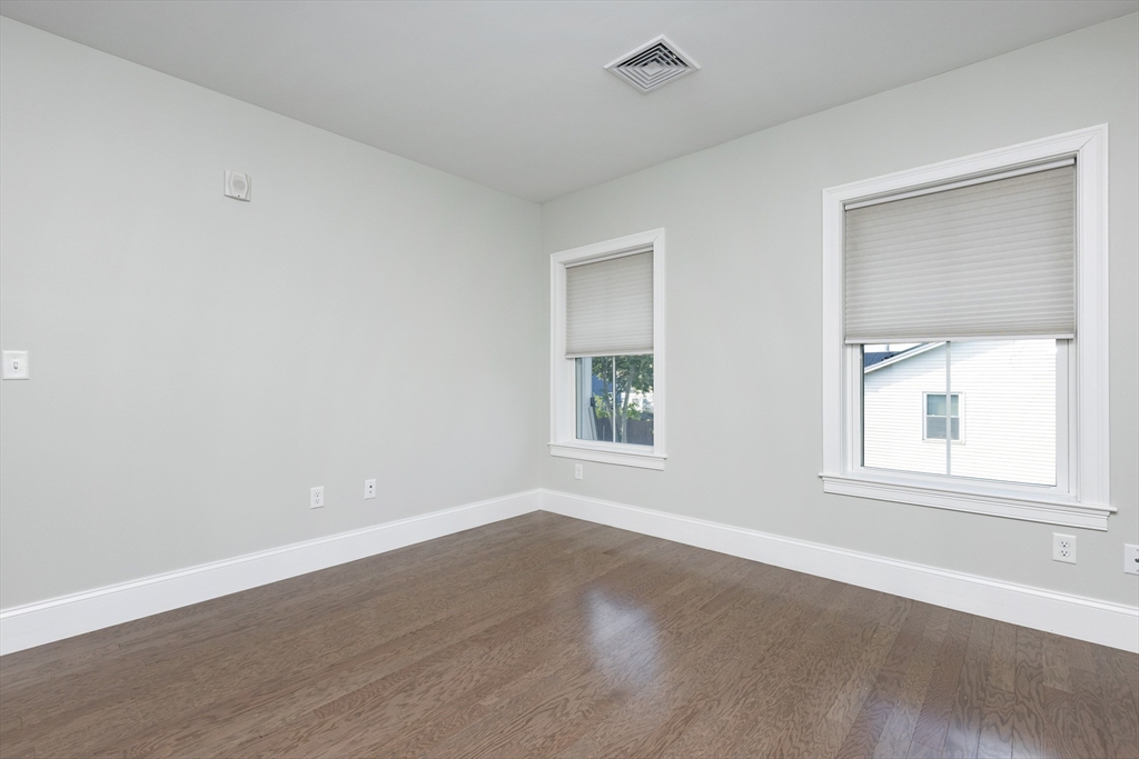 445 Essex Street # 304