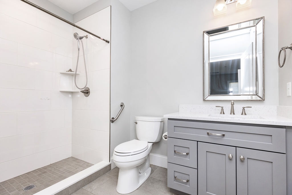 445 Essex Street # 304