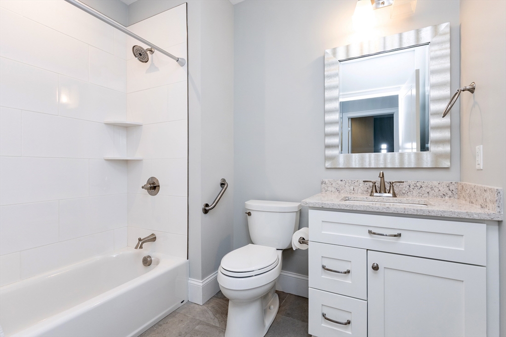 445 Essex Street # 304