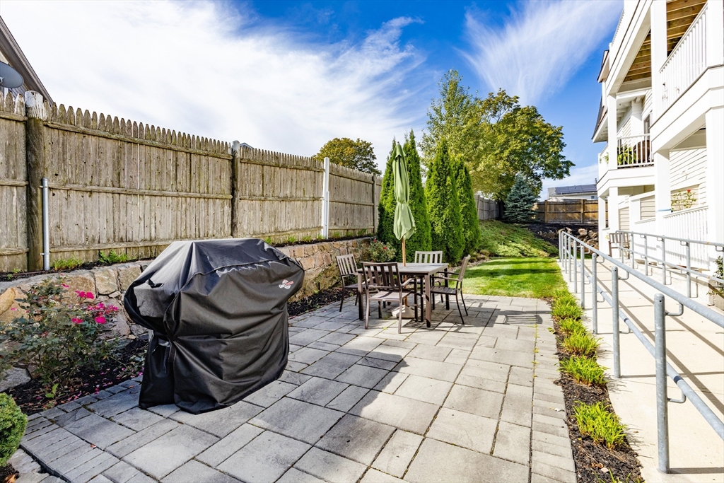 445 Essex Street # 304