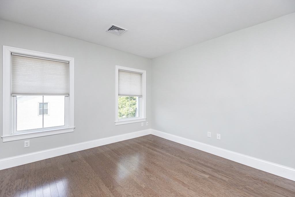445 Essex Street # 304