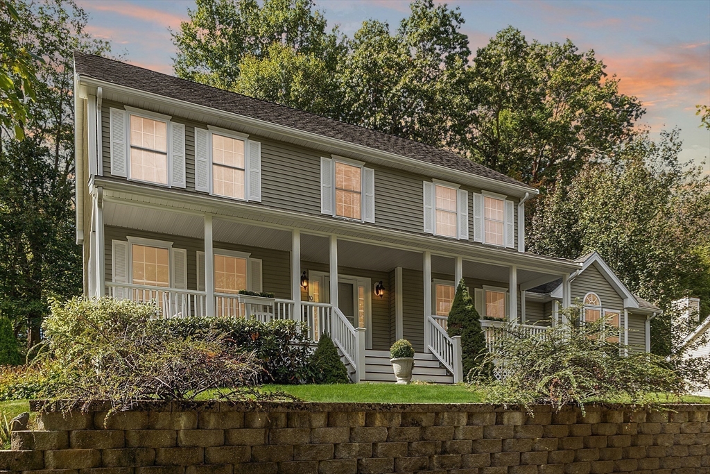 10 Olde Taverne Ln