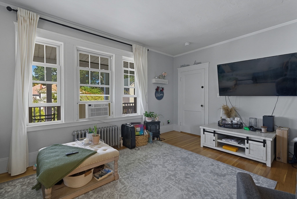 81-83 Marshland St