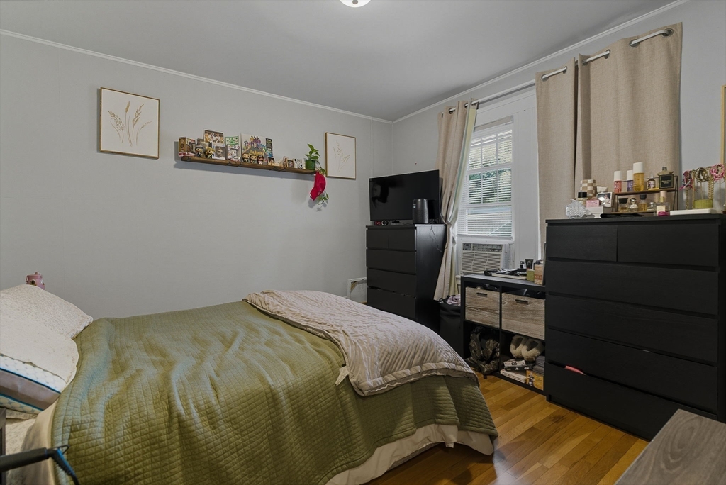 81-83 Marshland St