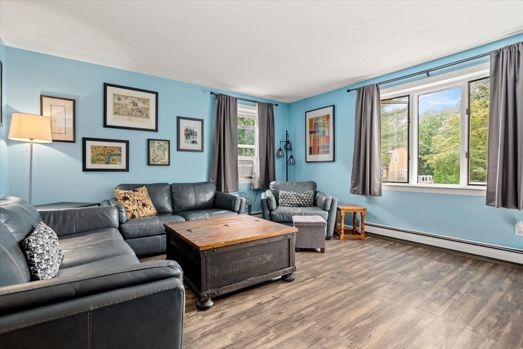 3 Cottage Lane