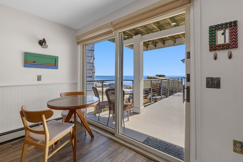 495 Commercial St # 11